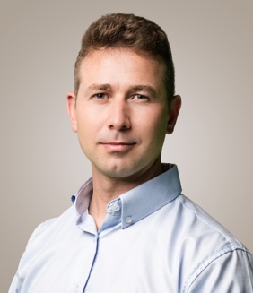 Pieter Albertyn, Head of Product Solutions at Momentum Investo.